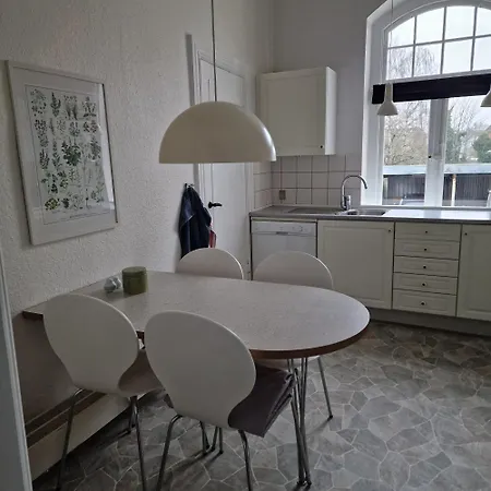 Patriciavilla Taet Pa Centrum *