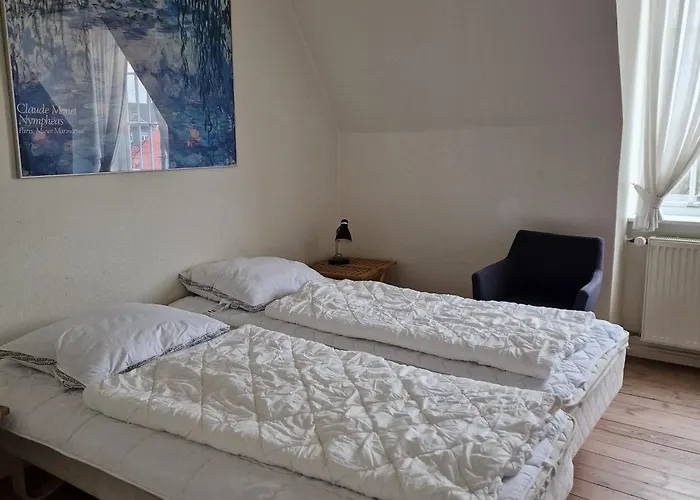 Konukevi Patriciavilla Taet Pa Centrum *